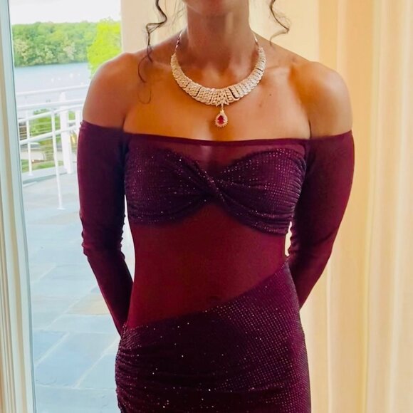 Nash Diamante off shoulder gown - Picture 1 of 3